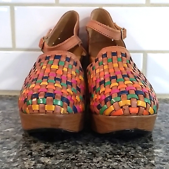 D'ARTE Leather Weaved Multicolor Platform Heels. Size 26 (Size 9 US) - Picture 4 of 14
